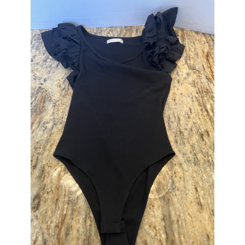 Altar'd State Black Layererd Ruffle Sleeve Snap Crotch Bodysuit Women's Small